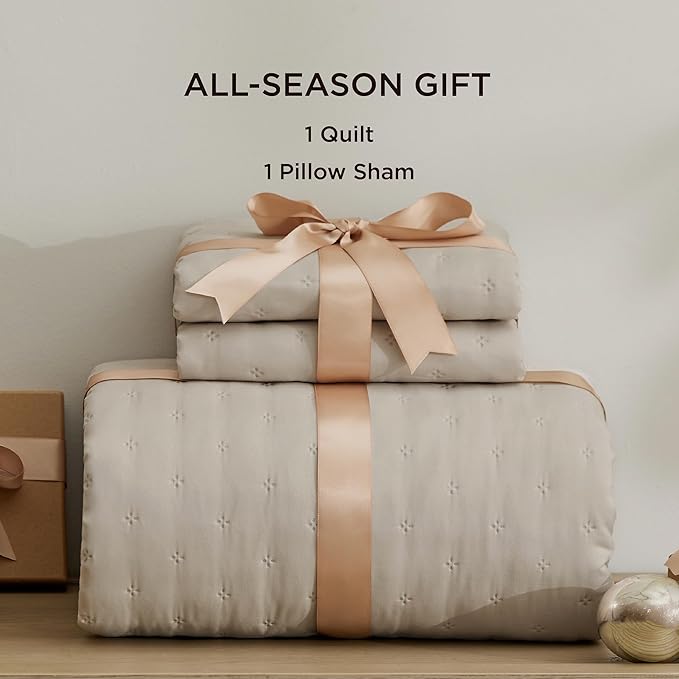 Bedsure Twin Quilt - Ultra Soft Twin XL Quilt Bedding for Dorm Decor, Lightweight All-Season Comforter, Linen Bedspread Coverlet with Clover Pattern, 68 x 86 Inches | Stitch-Free Quilting, Ultra Soft, Lightweight, Machine Washable, Pet-Friendly