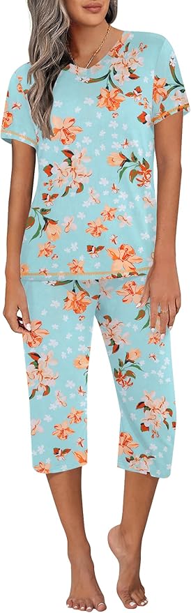 Ekouaer Women's Sleepwear Capri Pajama Sets Short Sleeve Two-Piece Pjs V Neck Tops & Capri Pants with Pockets S-3XL