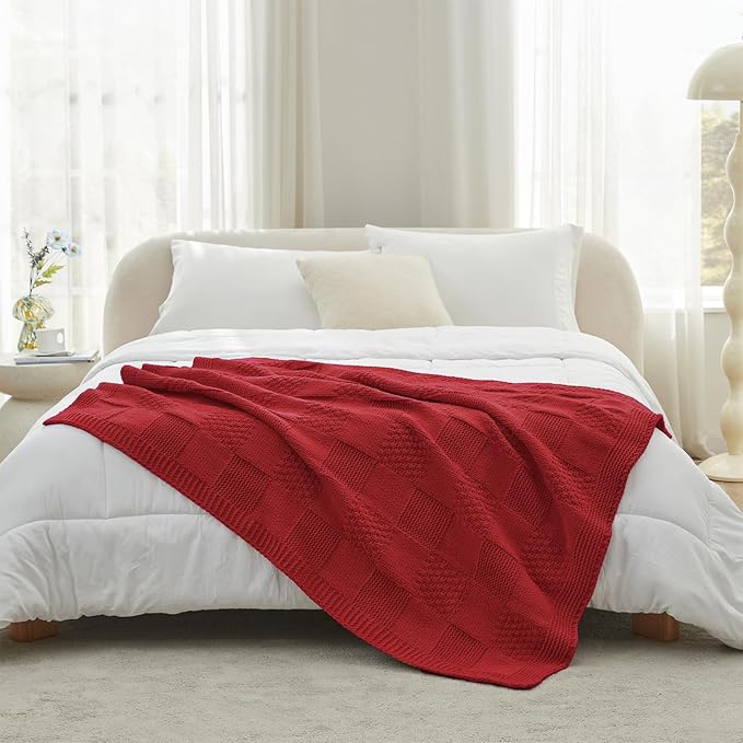 Amélie Home Knit Throw Blanket, Soft Chenille Cozy Breathable Checkered Chunky Decorative Blanket for Couch, Bed & Sofa, French-Inspired Lightweight Warm Gift for Women, Christmas Red, 50"x60"