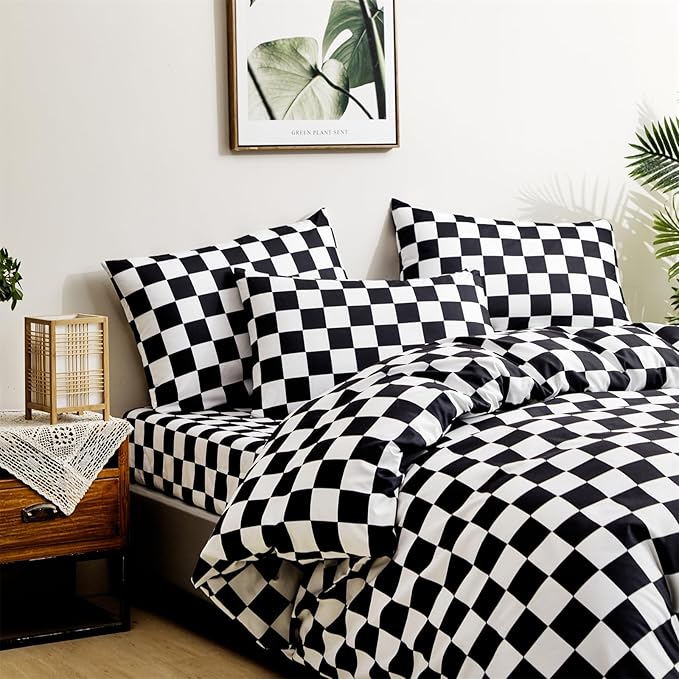 CLOTHKNOW Black White Plaid Queen Comforter Set Grid Bedding Comforter Sets Soft Checker Geometric Queen Comforter with 2 x Pillow Cases
