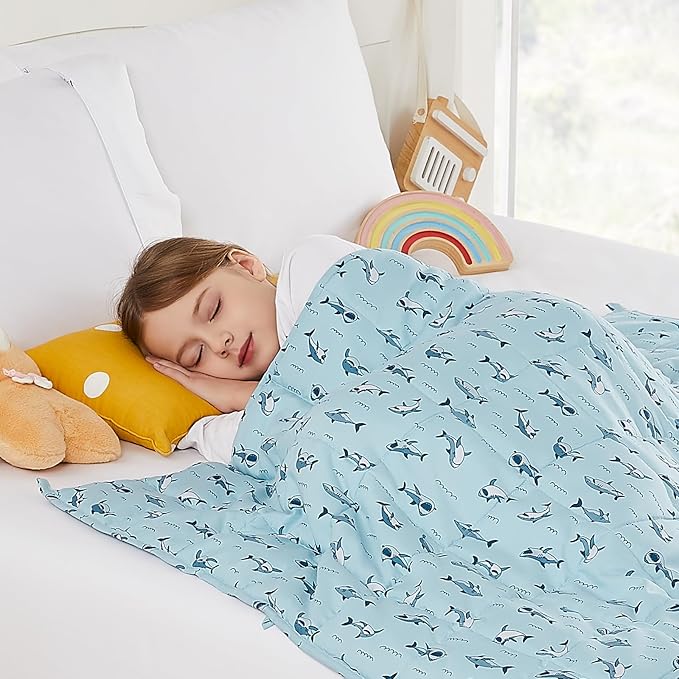 HOSUKKO Weighted Blanket - 5 lbs Blue Shark Heavy Blanket - Breathable Blanket(36 * 48 inches, 5 lbs)
