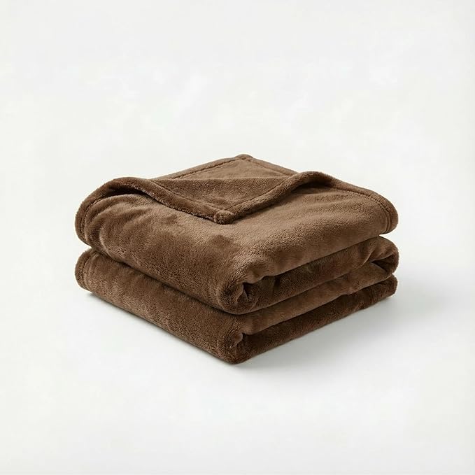 Fleece Blanket Full/Queen - 80x90 Inch Lightweight & Buttery-Soft Throw for Bed, Sofa, Camping | 300GSM Cloud-Touch Microfiber | Cozy Essentials for Travel & Movie Nights, (Brown)