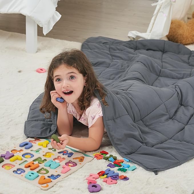 Weighted Blanket Kids 5lbs, 36"x48", Cooling Heavy Throw Blanket for 40-60lbs, Microfiber Soft Thick Big Blankets Weighted Comforter Breathable Gift for Sleeping, Grey