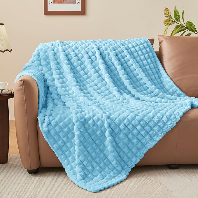 BEDELITE Light Blue Throw Blanket Twin Size for Bed- Super Soft and Warm 3D Checkered Fluffy Fuzzy Fleece Blanket, Luxurious Plush Cozy Blanket for Room Decor Fall and Winter, 60x80 inches