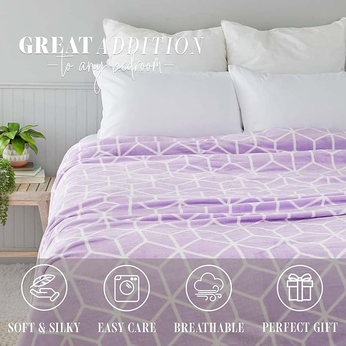 Elegant Comfort Luxury Velvety Feel Blanket, All-Season Lightweight Blanket, Ultra Plush, Soft, Cozy-Fuzzy Flannel Fleece for Couch, Sofa, Bed, Travel, Cube Design, Full/Queen, Lilac