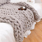 huraty Cozy Chunky Throw Blanket Full Size 50x60 White Chenille Sofa Bed Throw Hand Knit Decorative Throw Warm Large Blanket