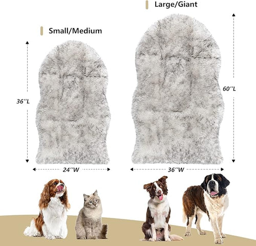 Asrug Soft Faux Fur Dog Rug Plush and Fluffy Dog Mat Ultra Cozy Pet Throw Rug for Dogs Cats, Luxury Soft Faux Sheepskin Chair Cover Seat Pad Shag Fur Area Rugs for Bedroom, Black & White, 3ftx5ft