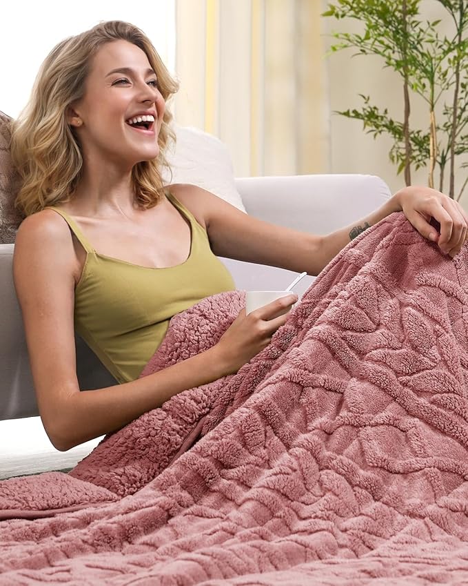Cottonblue Jacquard Weighted Blanket 20 lbs for Adults Queen Size, Ultra Soft Sherpa Fleece Blanket for Relax and Sleep, Cozy Comfort Heavy Bed Blankets with Glass Beads, 60x80 Inches, Apricot Pink