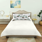 Bear Print Satin Pillowcase Queen Size, Winter Forest Silk Pillow Case with Envelope Closure, Satin Pillowcase for Hair and Skin, 20x30 inches, White, 1 PC