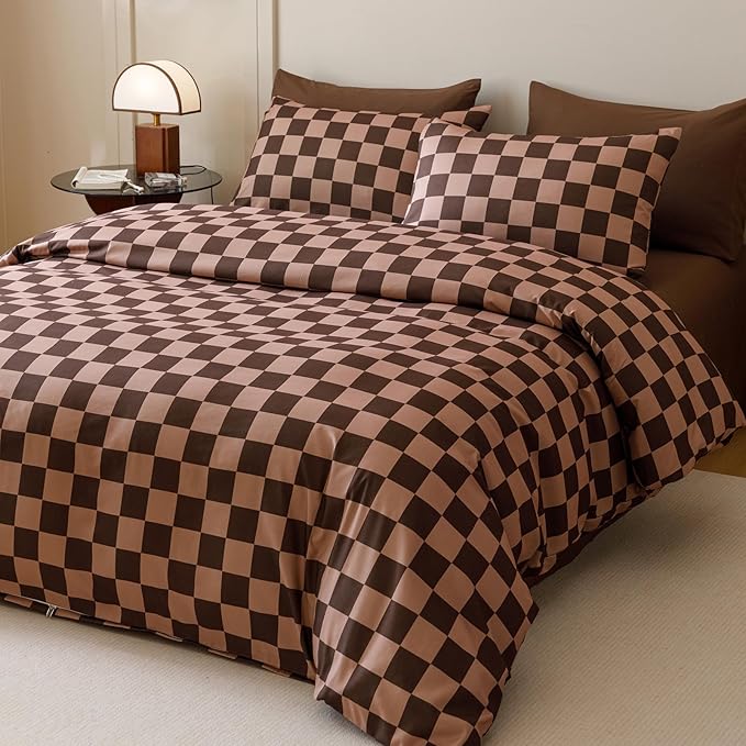 CLOTHKNOW Dark Brown Plaid Comforter Set California King Grid Bedding Sets Soft Checkered Geometric Comforter with 2 x Pillow Cases
