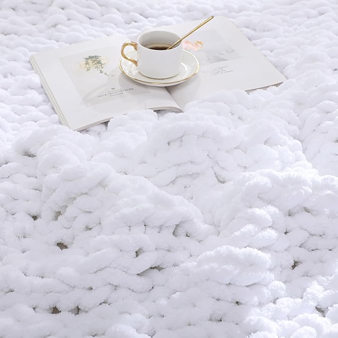 WESHIONGOO Chunky Knit Blanket Throw Knitted Throw Blankets for Couch Bed Fluffy Soft Blanket with Jumbo Chenille Yarn Thick 100% Handmade (White, 51"×63")