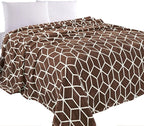 Elegant Comfort Luxury Velvety Feel Blanket, All-Season Lightweight Blanket, Ultra Plush, Soft, Cozy-Fuzzy Flannel Fleece for Couch, Sofa, Bed, Travel, Cube Design, Twin/Twin XL, Chocolate Brown