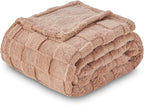 NEWCOSPLAY Super Soft Twin Blanket Taupe Premium Silky Flannel Fleece 3D Checkered Lightweight Bed Blanket All Season Use (Taupe Checkered, Twin(60"x80"))