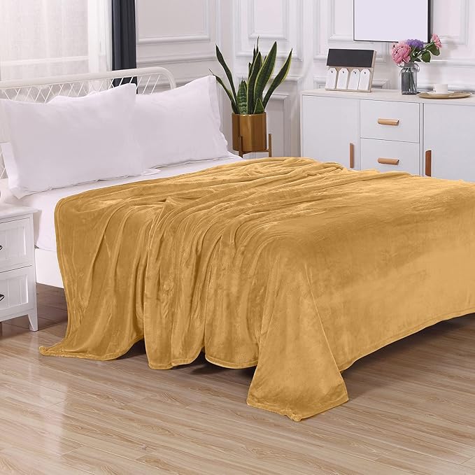 Elegant Comfort Luxury Velvety Feel Blanket, All-Season Lightweight Blanket, Ultra Plush, Soft, Cozy-Fuzzy Flannel Fleece for Couch, Sofa, Bed, Travel, Solid Design, Twin/Twin XL, Gold-Yellow