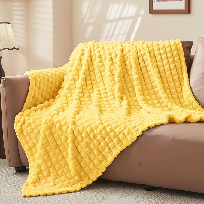 BEDELITE Light Yellow Throw Blanket Twin Size for Bed- Super Soft and Warm 3D Checkered Fluffy Fuzzy Fleece Blanket, Luxurious Plush Cozy Blanket for Room Decor Fall and Winter, 60x80 inches