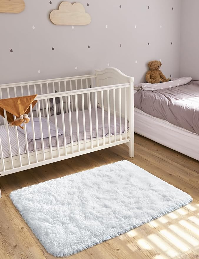 Macgace Small Throw Rugs for Bedroom, 2x3 White Mini Non-Slip Area Rug, Super Soft Plush Fluffy Carpet Modern Home Decor Aesthetic for Entryway Entrance Nursery Kids Room Dorm Office