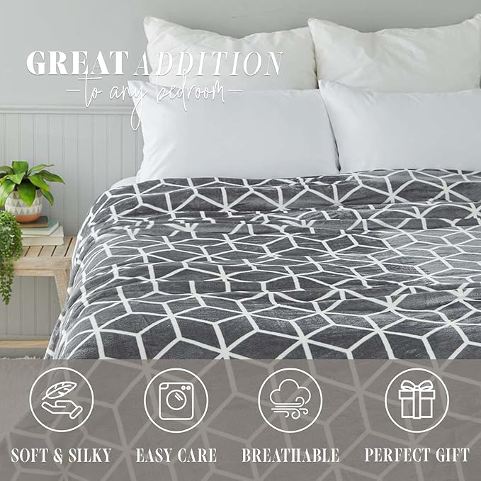 Elegant Comfort Luxury Velvety Feel Blanket, All-Season Lightweight Blanket, Ultra Plush, Soft, Cozy-Fuzzy Flannel Fleece for Couch, Sofa, Bed, Travel, Cube Design, Full/Queen, Gray