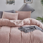 CLOTHKNOW Pink Velvet Full Size Comforter Sets Fluffy Bedding Comforter Sets Soft Blush Comforter with 2 x Pillow Cases