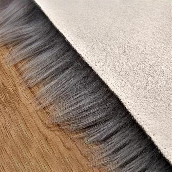 Lifup Soft Round Shaggy Rug, Faux Fur Area Rug, Fluffy Plush Carpets Circle Rugs for Living Room Fuzzy Rugs for Bedroom Under Dining Table Home Office Decor Gold 1.5x1.5 Feet