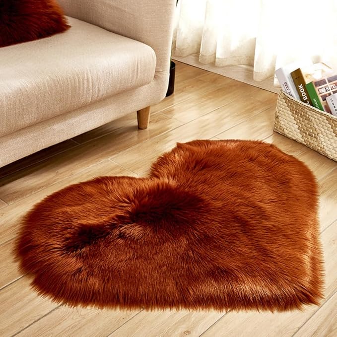 Fluffy Faux Fur Heart Shaped Area Rug Soft Fuzzy Carpet Home Decoration Wedding Party for Bedroom Living Room Bedside 50x50cm Brown