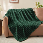 BEDELITE Emerald Green Throw Blanket Twin Size for Bed- Super Soft and Warm 3D Checkered Fluffy Fuzzy Fleece Blanket, Luxurious Plush Cozy Blanket for Room Decor Fall and Winter, 60x80 inches