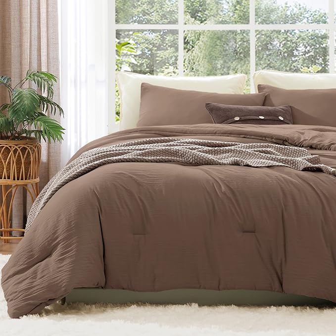 WRENSONGE Twin/Twin XL Comforter Set - 2 Pieces Brown Comforter Prewashed Soft Lightweight for All Seasons,Fluffy Down Alternative Twin XL Comforter with 1 Pillow Sham