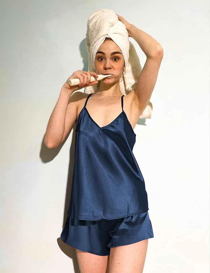 Ekouaer Silk Pajamas for Women Satin Cami Pjs Set V Neck Camisole Shorts Set Adjustable Strap Sleepwear