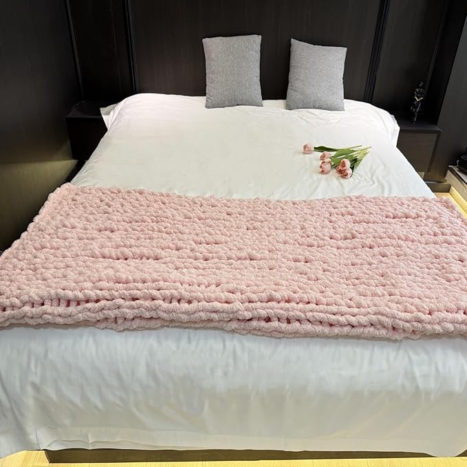 Chunky Knit Blanket Throw 48"x71", Chenille Throw Blankets, Handmade Warm & Cozy Blanket Couch Bed Home Decor, Soft Breathable Fleece Banket, Christmas for Couch Bed Sofa Best Gift (Pink)