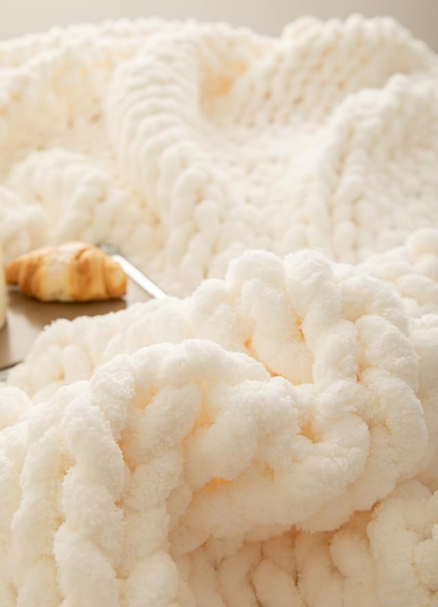 Chunky Knit Blanket Soft Chenille Yarn Knitted Throw Blanket 50"X60" Handmade Cable Warm Thick Giant Blanket for Couch Bed Trips (White, Throw 50"X60")?-¡­