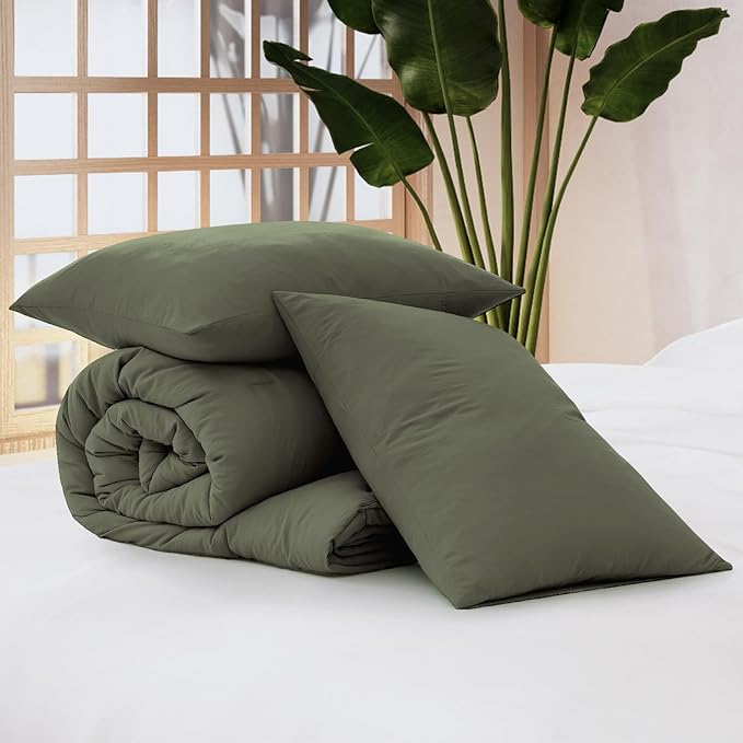 WRENSONGE Oversized Queen Comforter Set - 3 Pieces Prewashed Olive Green Comforter Soft Lightweight for All Seasons,Down Alternative Comforters Oversized Queen Size with 2 Pillow Shams