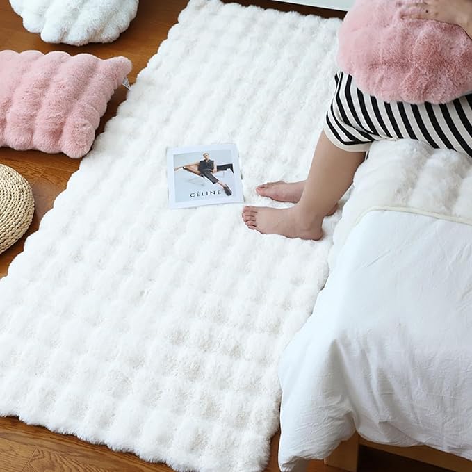 ABREEZE Thick Rabbit Plush Runner Rug 2.6'X 6',Solid White Faux Rabbit Bedroom Rug Super Soft Faux Fur Non-Slip Sofa Cover for Bedroom Carpet, Floor pad, Window Bench mat