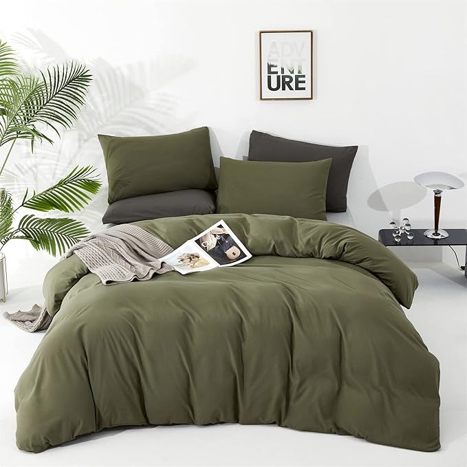 CLOTHKNOW Olive Green Comforter Set King Size Green Bedding Comforter Sets Soft All Season Hunter Green Comforter with 2 x Pillow Cases