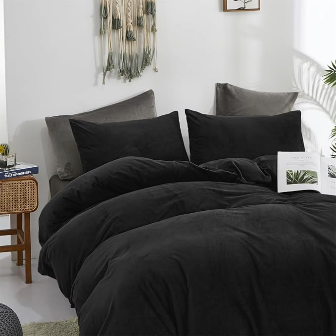 CLOTHKNOW Black Queen Comforter Set Velvet Bedding Comforter Sets Soft Comforter Queen Black Comforter with 2 x Pillow Cases