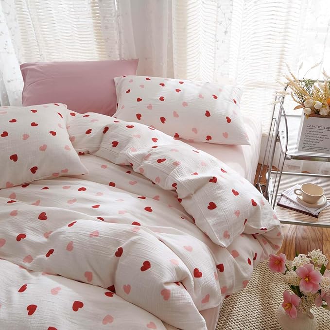 Nayoroom Heart Duvet Cover Set Queen Size Red Pink Hearts Printed on White Bedding Set for Kids Girls 3 Pcs Soft Lightweight Breathable Microfiber Comforter Cover with Zipper Closure