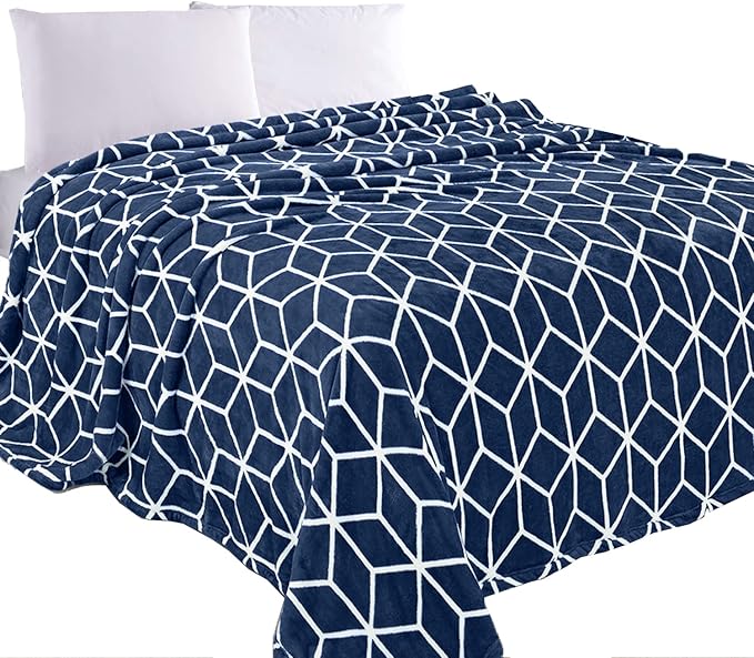 Elegant Comfort Luxury Velvety Feel Blanket, All-Season Lightweight Blanket, Ultra Plush, Soft, Cozy-Fuzzy Flannel Fleece for Couch, Sofa, Bed, Travel, Cube Design, King/California King, Navy