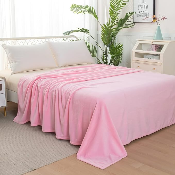 Elegant Comfort Luxury Velvety Feel Blanket, All-Season Lightweight Blanket, Ultra Plush, Soft, Cozy-Fuzzy Flannel Fleece for Couch, Sofa, Bed, Travel, Solid Design, Full/Queen, Light Pink
