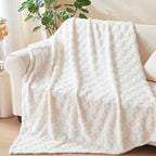 NEWCOSPLAY Super Soft Twin Blanket Ivory Premium Silky Flannel Fleece 3D Checkered Lightweight Bed Blanket All Season Use (Ivory Checkered, Twin(60"x80"))