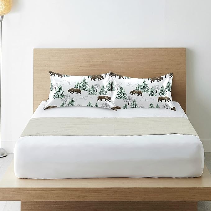 Bear Print Satin Pillowcase Queen Size, Winter Forest Silk Pillow Case with Envelope Closure, Satin Pillowcase for Hair and Skin, 20x30 inches, White, 1 PC