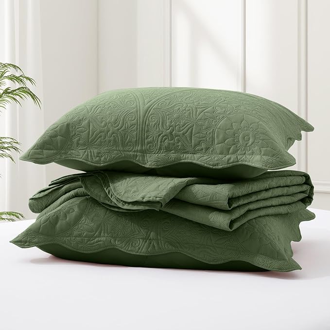 IR Imperial Rooms 10 Pack Twin Quilt Bedding Set (68" x 86") - Bulk Wholesale for Hotels, Guest Bedroom & Airbnbs - Lightweight Microfiber Reversible Floral Embossed Quilts Bedspreads (Olive Green)