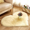 Fluffy Faux Fur Heart Shaped Area Rug Soft Fuzzy Carpet Home Decoration Wedding Party for Bedroom Living Room Bedside 50x50cm Beige