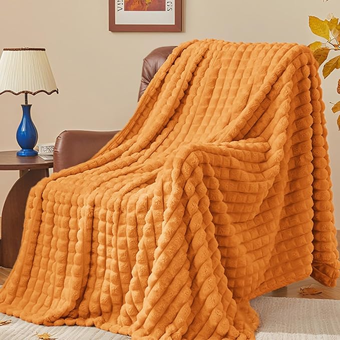 BEDELITE Burnt Orange Throw Blanket Twin Size for Bed- Super Soft and Warm 3D Checkered Fluffy Fuzzy Fleece Blanket, Luxurious Plush Cozy Blanket for Room Decor Fall and Winter, 60x80 inches