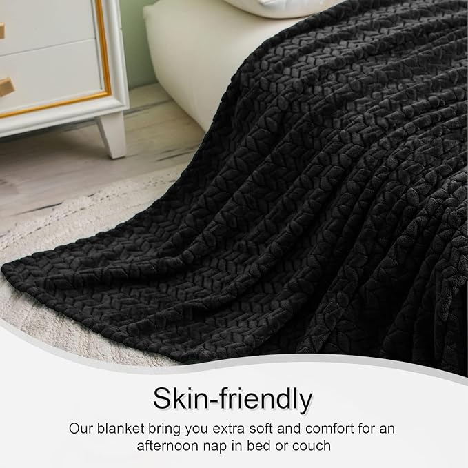 Exclusivo Mezcla Fleece King Size Blanket for Bed, 90x104 Inches Soft Cozy Jacquard Flannel Blankets, Lightweight Fuzzy Plush Warm for Women, Black