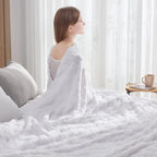 NEWCOSPLAY Super Soft King Blanket White Premium Silky Flannel Fleece 3D Checkered Lightweight Bed Blanket All Season Use (White Checkered, King(90"x110"))