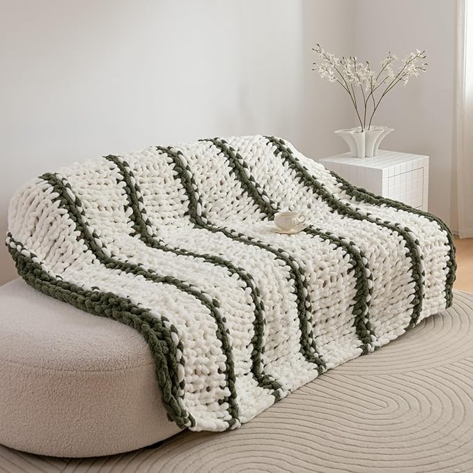 Luxury Chunky Knit Blanket Throw, Handmade Thick Chenille Yarn Throw 50x60, Cable Knit Crochet Blanket, Decorative Cozy and Soft Crochet Throw Blanket for Couch Home Decor