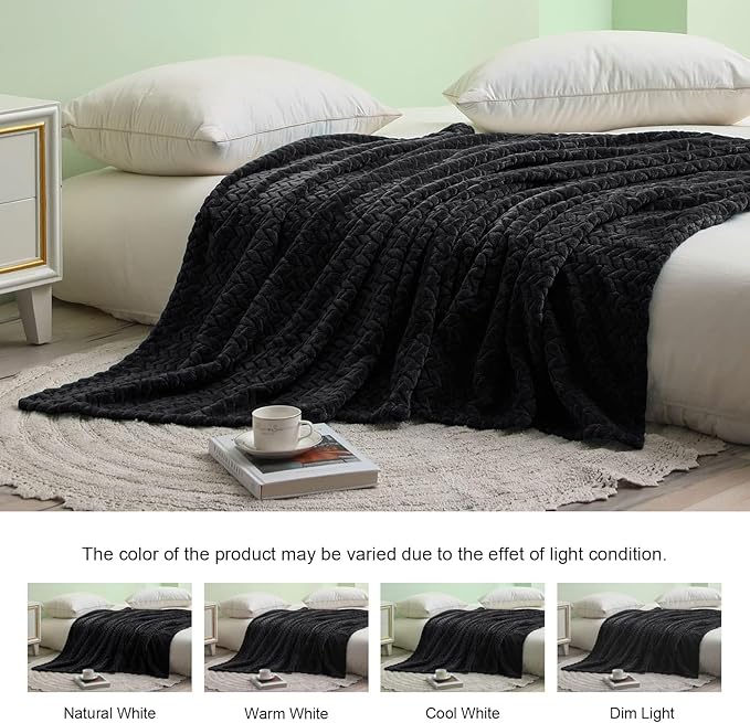 Exclusivo Mezcla Fleece King Size Blanket for Bed, 90x104 Inches Soft Cozy Jacquard Flannel Blankets, Lightweight Fuzzy Plush Warm for Women, Black