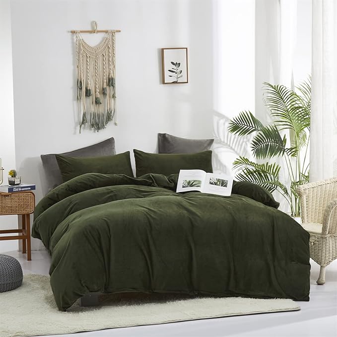 Luxlovery Army Green Velvet & Flannel Bedding - Twin Size Modern Winter Comforter & Blanket Set