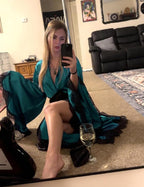 BATHGOWN Women's Satin Robe Black Silk Kimono Bride Robe for Wedding Day Lightweight Long Lace Loungewear Sleepwear