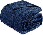 Exclusivo Mezcla Fleece King Size Blanket for Bed, 90x104 Inches Soft Cozy Jacquard Flannel Blankets, Lightweight Fuzzy Plush Warm for Women, Navy Blue