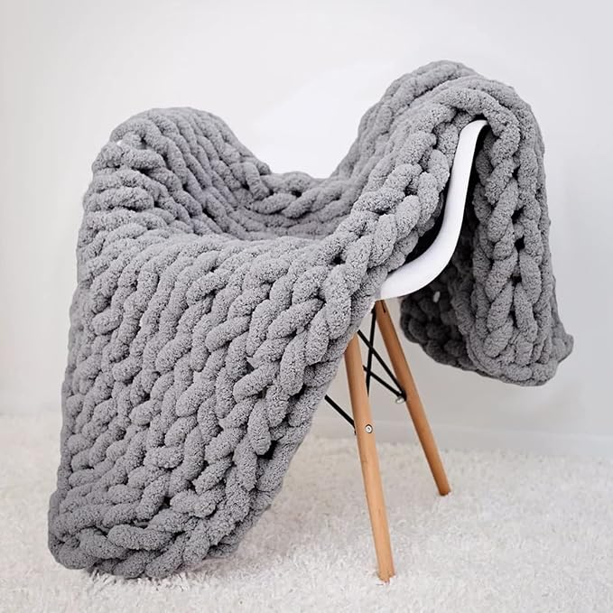 huraty Large Chenille Throw Blanket Chunky Hand Knit Bed Throw 59x79 Grey Warm Blanket for Adults Kids Boho Home Decorations