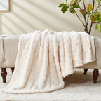 NEWCOSPLAY Super Soft Throw Blanket Ivory Premium Silky Flannel Fleece 3D Heart Checkered Lightweight Bed Blanket All Season Use (Ivory Heart, Throw(50"x70"))